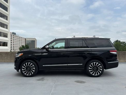 Used 2022 Lincoln Navigator Black Label AWD/4WD image 4