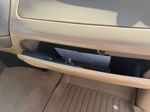 Used 1999 Ford F150 XLT image 24