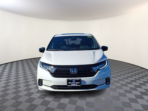 Used 2023 Honda Odyssey Sport image 2