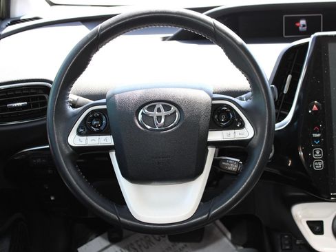 Used 2018 Toyota Prius Prime Premium FWD image 20