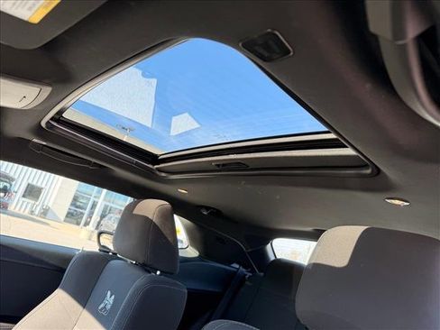 Used 2019 Dodge Challenger R/T Scat Pack image 7