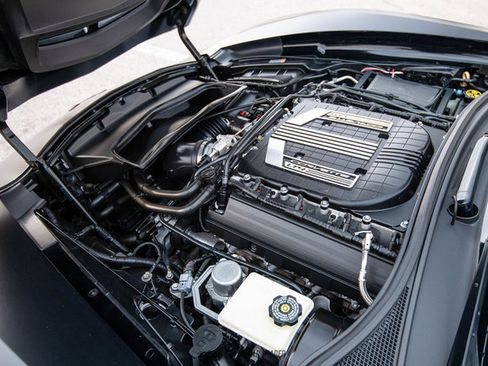 Used 2016 Chevrolet Corvette Z06 w/ 3LZ Preferred Equipment Group image 23