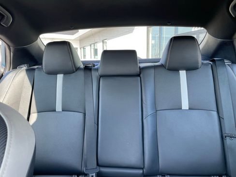 Used 2025 Toyota Camry SE image 22