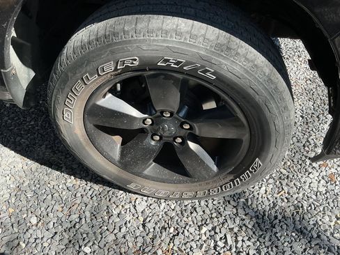 Used 2018 RAM 1500 Big Horn AWD/4WD image 24