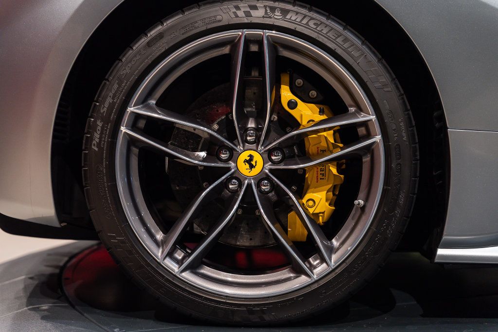 Certified 2018 Ferrari 488 Spider RWD image 15