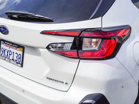 Used 2024 Subaru Crosstrek 2.5i Limited w/ Crosstrek Mirror Package image 7