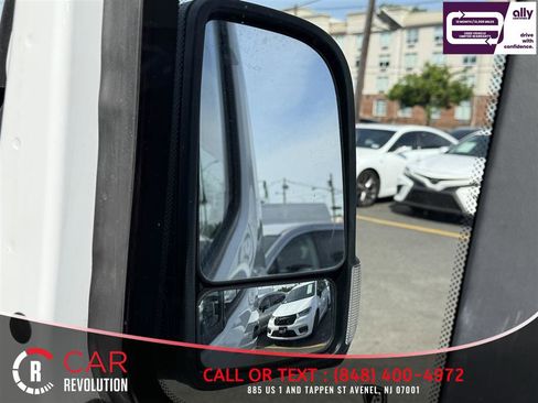 Used 2023 Mercedes-Benz Sprinter 2500 image 27