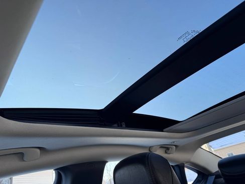 Used 2016 Chrysler 200 C w/ Premium Group image 15