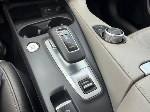 Used 2024 INFINITI QX50 Luxe w/ Accent Package FWD image 16