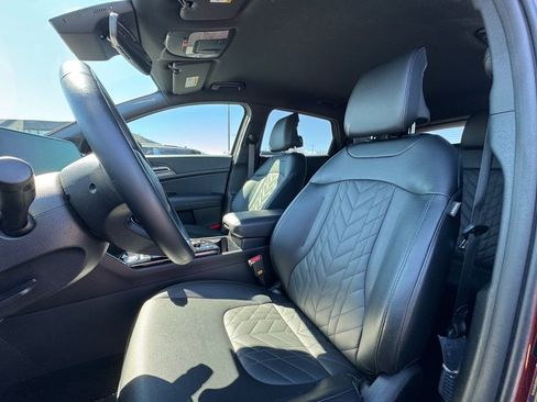 Used 2025 Kia Sportage X-Line image 15