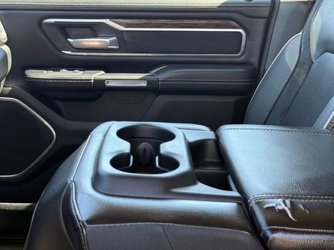 Used 2020 RAM 1500 Laramie w/ Off Road Group AWD/4WD image 11