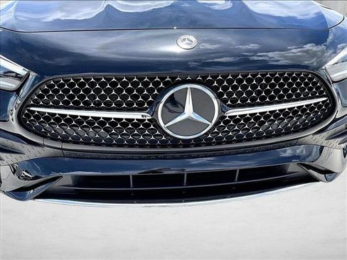 Certified 2025 Mercedes-Benz CLE 300 4MATIC Cabriolet image 30