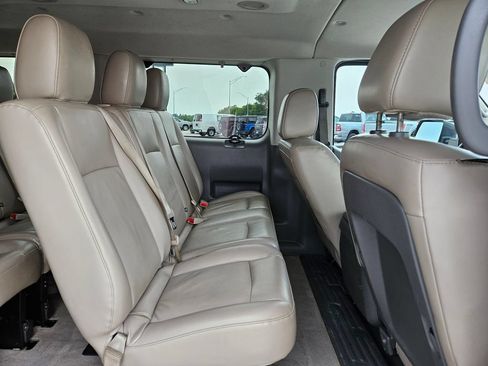 Used 2021 Nissan NV 3500 SL RWD image 26