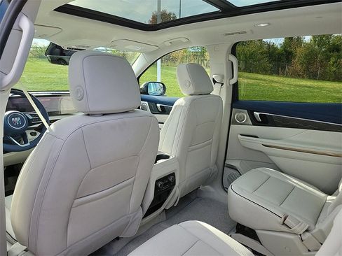 New 2026 Buick Enclave Avenir w/ Super Cruise Package image 13