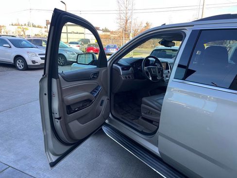 Used 2015 GMC Yukon SLT image 12