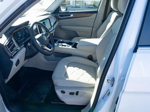 New 2026 Volkswagen Atlas SE image 19