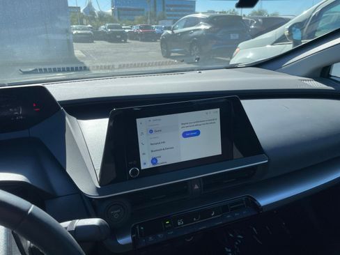 Used 2025 Toyota Prius LE image 21