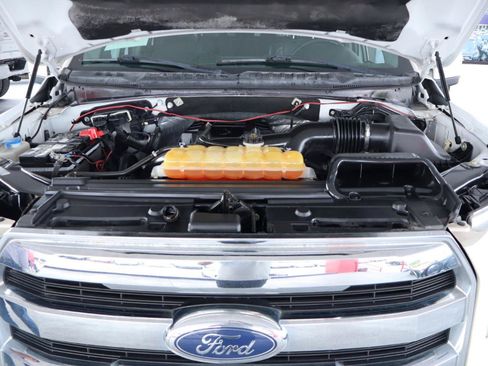 Used 2016 Ford F150 Lariat w/ Equipment Group 501A Mid AWD/4WD image 40