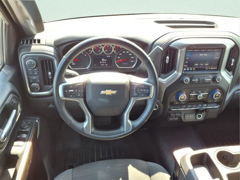 Used 2019 Chevrolet Silverado 1500 LT w/ Texas Edition AWD/4WD image 7