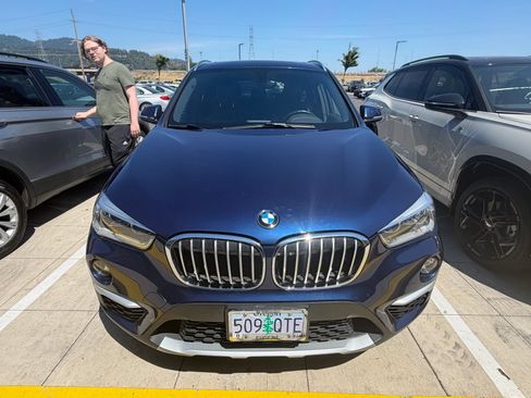 Used 2017 BMW X1 xDrive28i AWD/4WD image 6