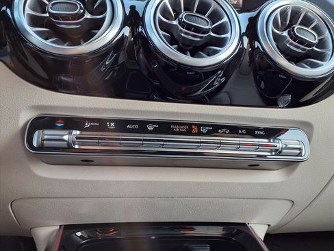 Used 2024 Mercedes-Benz GLA 250 image 6