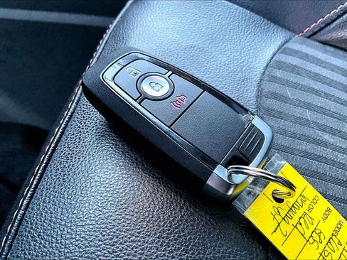 Used 2018 Ford EcoSport SES image 11