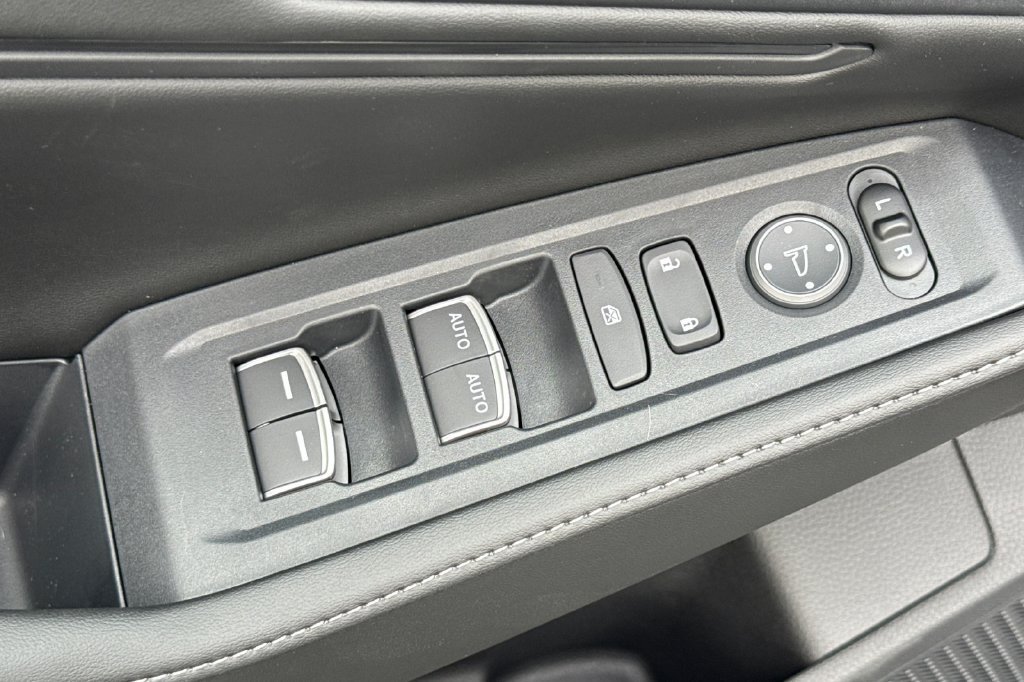 Used 2026 Honda Accord Sport image 7