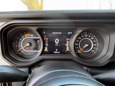 Certified 2024 Jeep Wrangler Sport S image 24