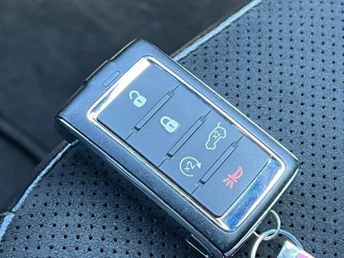 Used 2024 Jeep Grand Cherokee Altitude image 31