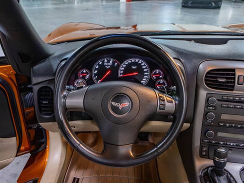 Used 2007 Chevrolet Corvette Convertible w/ Preferred Equipment Group RWD image 10