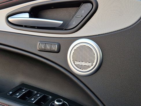 New 2025 Alfa Romeo Stelvio Tributo Italiano w/ Driving Assist Package image 18