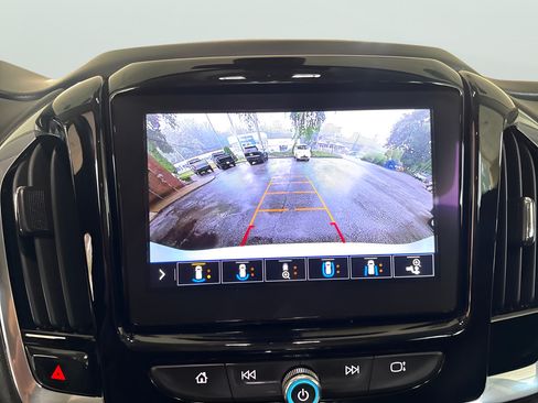 Used 2020 Chevrolet Traverse Premier w/ Redline Edition AWD/4WD image 27