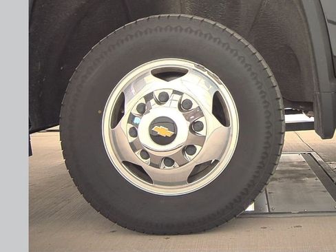 Used 2023 Chevrolet Silverado 3500 High Country image 13