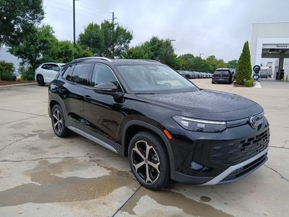 New 2026 Volkswagen Tiguan SE