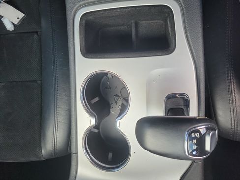 Used 2015 Jeep Grand Cherokee Altitude AWD/4WD image 25