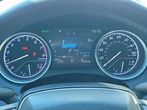 Used 2023 Toyota Camry XLE image 25