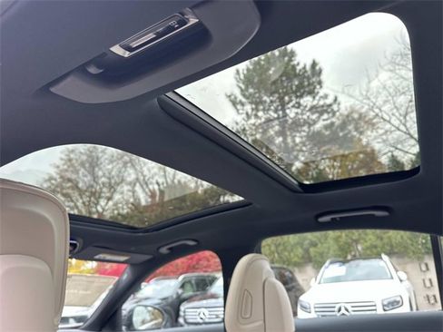 New 2026 Mercedes-Benz C 300 4MATIC Sedan image 12