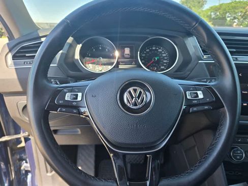 Used 2019 Volkswagen Tiguan SE FWD image 22