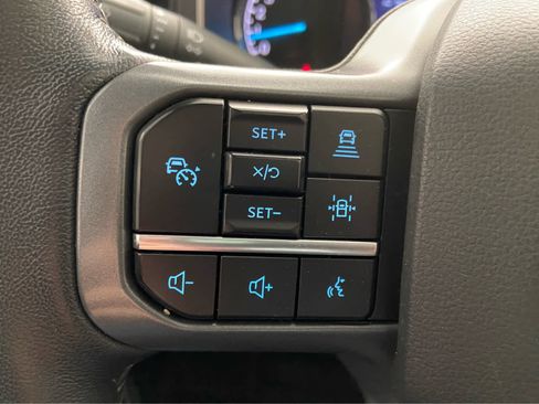 Used 2022 Ford F150 XLT w/ Equipment Group 302A High AWD/4WD image 26