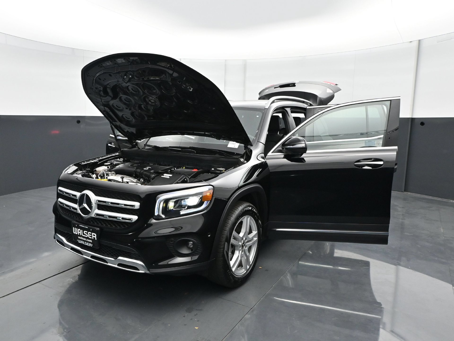 Used 2023 Mercedes-Benz GLB 250 4MATIC image 30