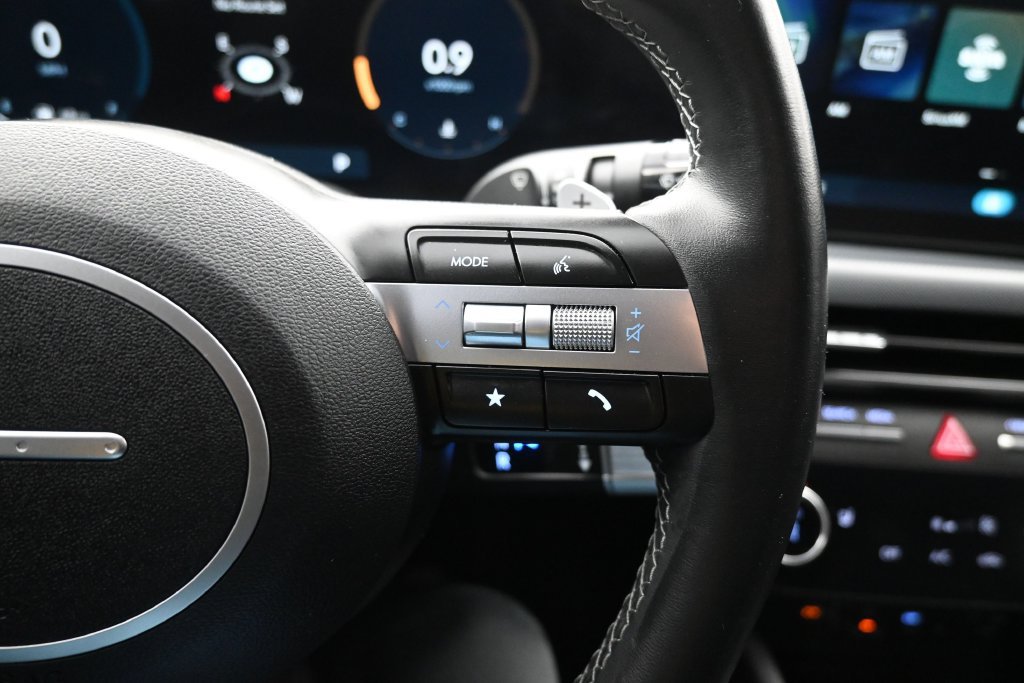 Used 2025 Hyundai Sonata SEL FWD image 21