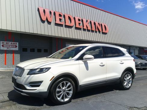 Used 2019 Lincoln MKC Select w/ Select Plus Package AWD/4WD image 1