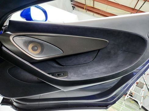 Used 2016 McLaren 570S S image 24