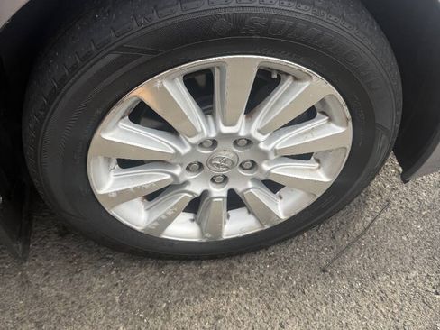Used 2011 Toyota Sienna Limited w/ Premium Pkg AWD/4WD image 20
