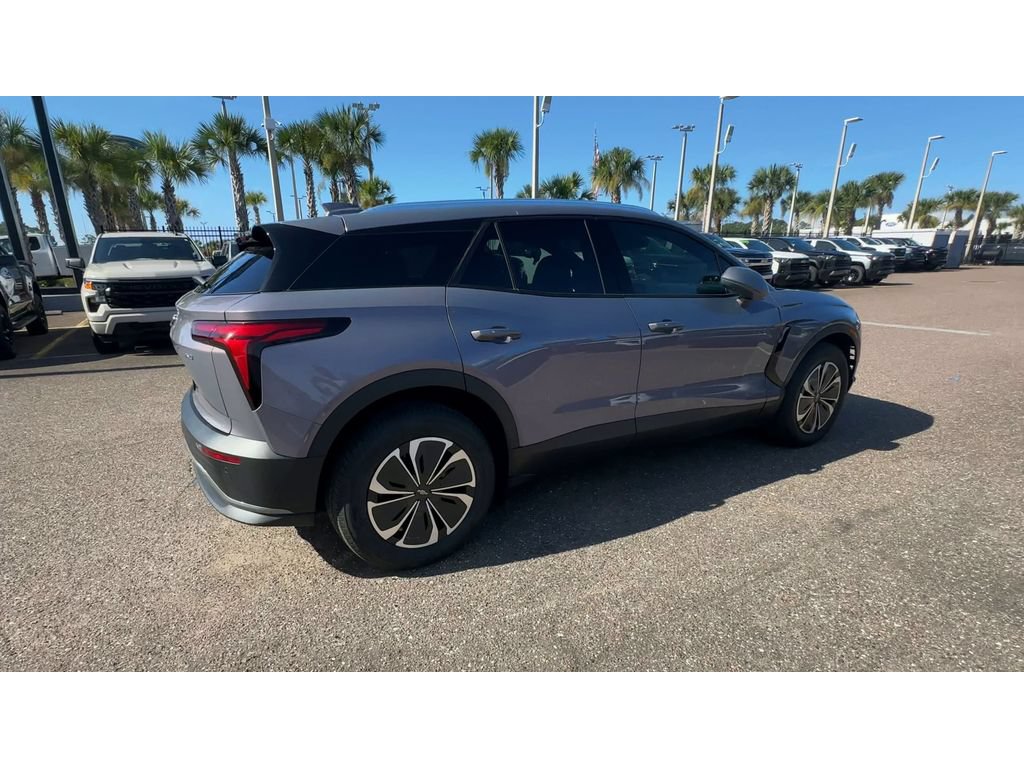 Used 2024 Chevrolet Blazer EV LT AWD/4WD image 2