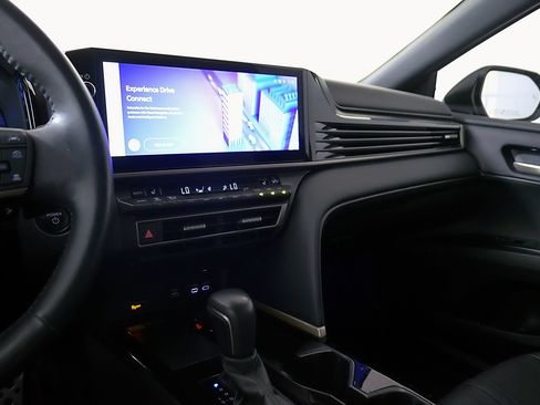 Used 2025 Toyota Camry XSE FWD image 30