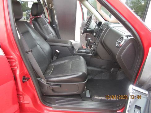 Used 2008 Ford Explorer Sport Trac Limited image 9
