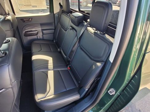 New 2025 Ford Maverick Lariat w/ Black Appearance Package image 6