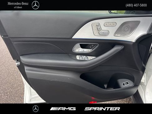 Certified 2025 Mercedes-Benz GLS 450 4MATIC image 11