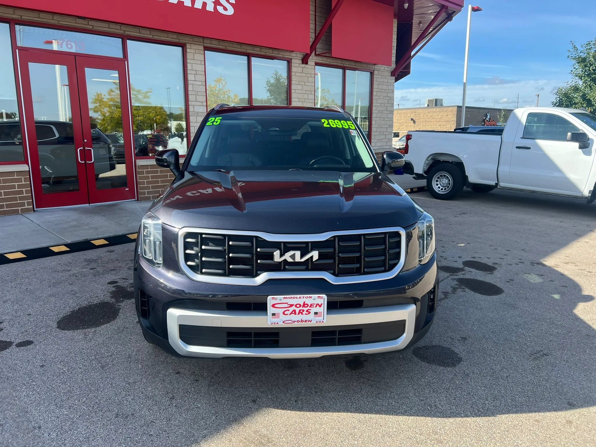 Used 2025 Kia Telluride S AWD/4WD image 2